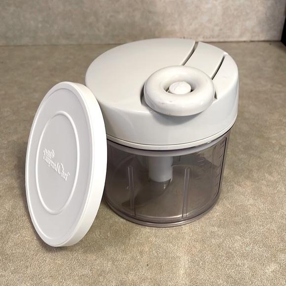 Pampered Chef Kitchen Pampered Chef Manual Food Processor Poshmark